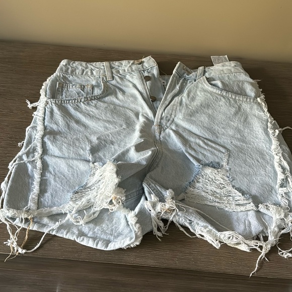 Zara Pants - Never worn zara shorts
